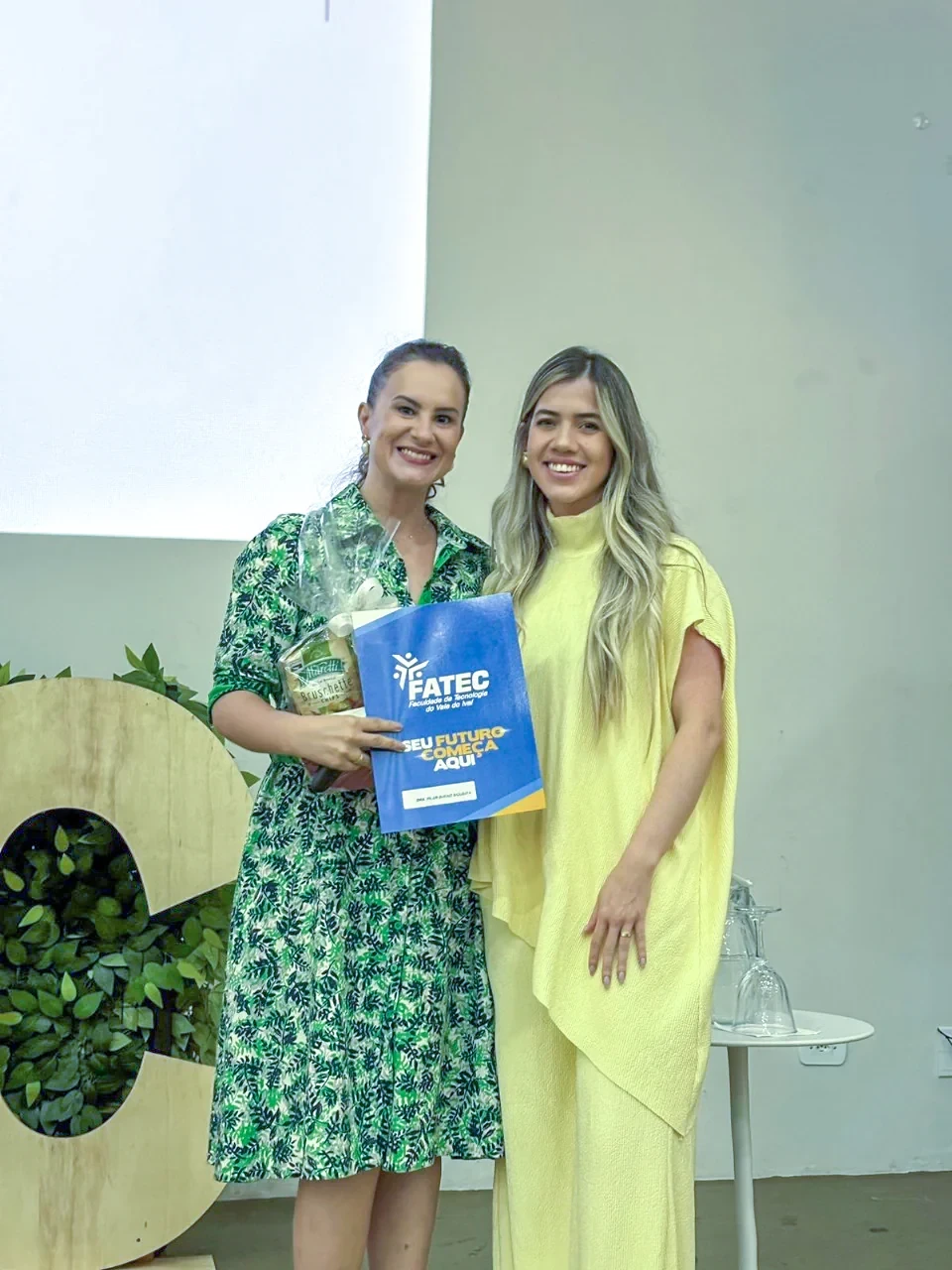 Coordenadora Joana Carolina Ostrowski e Médica Pilar Siqueira