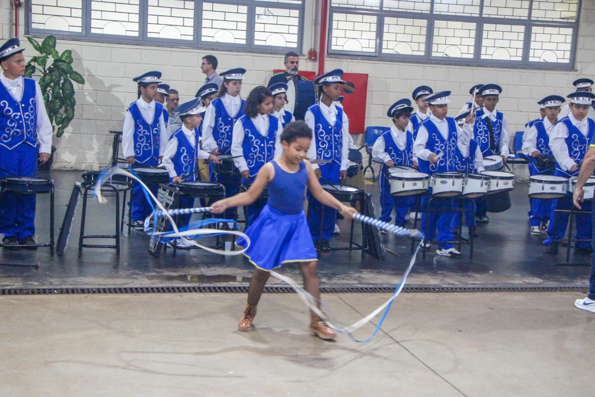 Fanfarra Municipal de Lunardelli se apresenta na abertura da MAC